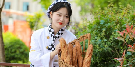 女生学西点烘焙技术好吗？哪里可以学西点