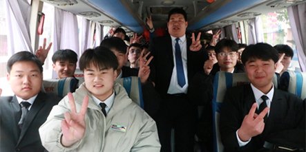 毕业相离，南风相送，人生路远，未来可期