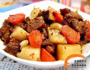 如何巧用橙皮炖牛肉胡萝卜