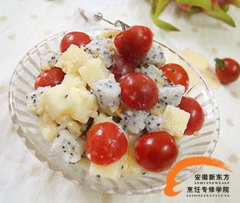 炎炎夏日，水果沙拉来消暑
