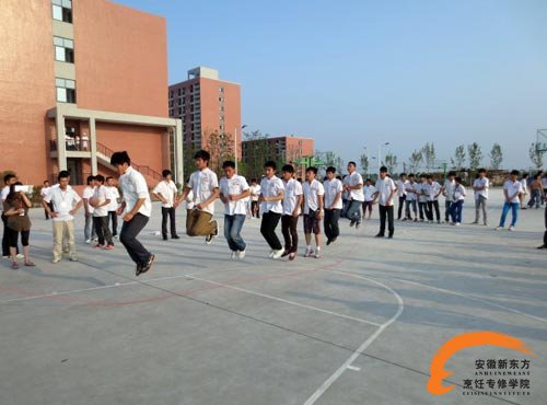 2012年运动会跳绳比赛