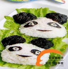 ̦