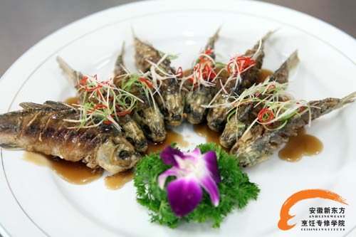 赵云武大师作品——包河酥鲫鱼