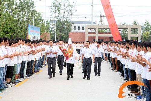 新东方烹饪教育24周年校庆盛典活动之汤传应名师大讲堂