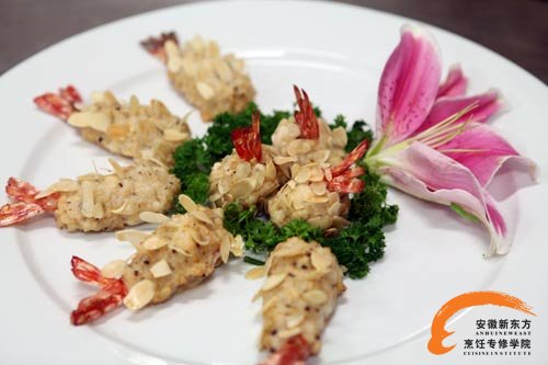 尹亲林大师作品——杏仁凤尾大虾