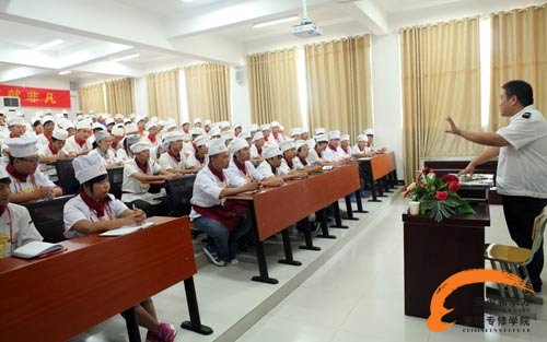 安徽新东方举行消防安全知识讲座