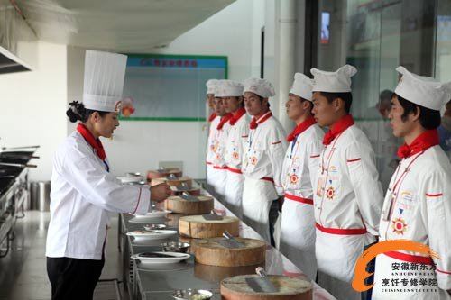 大厨精英专业  实施教学  快乐教