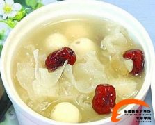 新东方烹饪教您红枣银耳莲子羹的做法
