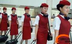招空乘百里挑一 聘厨师双向选择 招空乘百里挑一 聘厨师双向选择