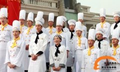 安徽新东方:爱与责任的教育 安徽新东方:爱与责任的教育