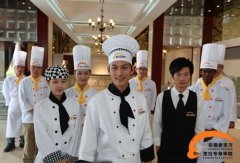 网易独家报道——学厨师 甩掉“鸭梨” 开心生活 网易独家报道——学厨师 甩掉“鸭梨” 开心生活