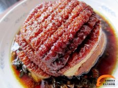 安徽新东方教你梅菜扣肉的制作方法