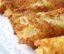 美味香脆的香蕉海鲜卷