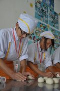 网易独家报道—学做面包蛋糕西点 我的人生我做主 网易独家报道—学做面包蛋糕西点 我的人生我做主