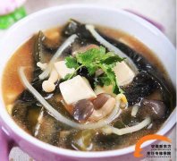 日式海带豆腐味增汤