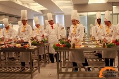 踏进安徽新东方烹饪，你的未来更精彩