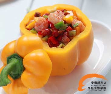 中国酱的洋范儿吃法--香菇酱彩椒沙拉