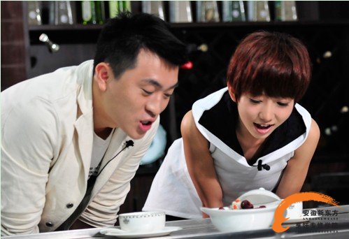 72小姐洪辰做客《美食地图》 靠美食练嗓