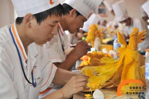 金牌大厨专业阶段课程：食品雕刻技术