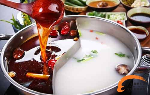 金牌大厨专业阶段课程：各类流行火锅和卤烤操作