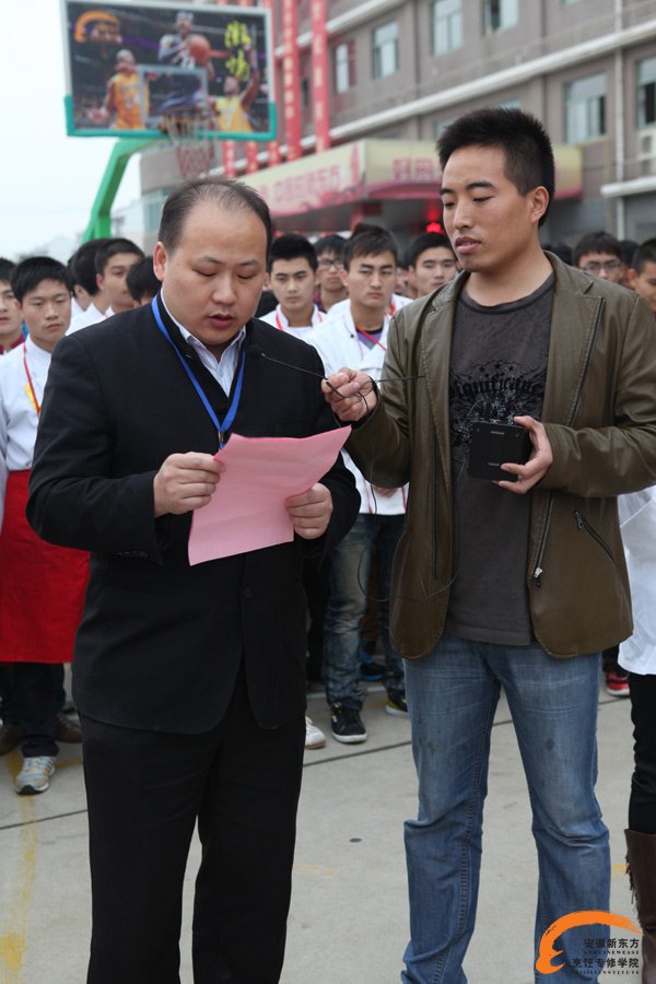 热烈欢送金牌大厨2班3班全体同学赴全国各地就业