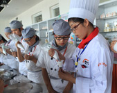 感恩节感恩祝福 安徽新东方西点学子另类祝福