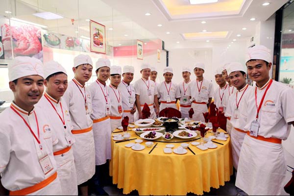 走向成功  金牌技能为你牵线搭桥