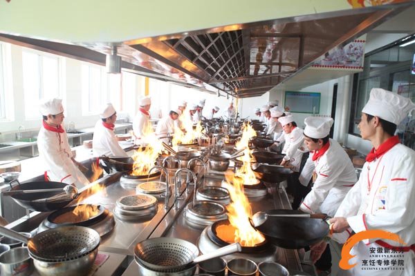 选择安徽合肥厨师培训学校及专业的四大注意事项