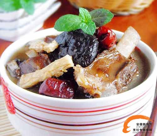 滋补防寒特效菜—香焖羊肉