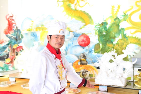 打工返乡到安徽新东方学厨师 技术创造梦想 打工返乡到安徽新东方学厨师 技术创造梦想