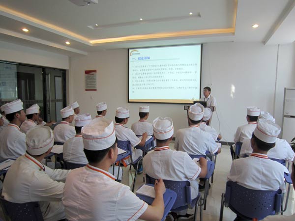 就业指导   让烹饪学子前程无忧