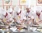 民以食为天 学厨师就业创业好生活