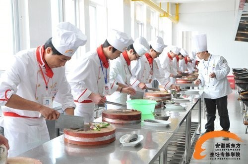 高考过后  七算八算  学厨师 最划算