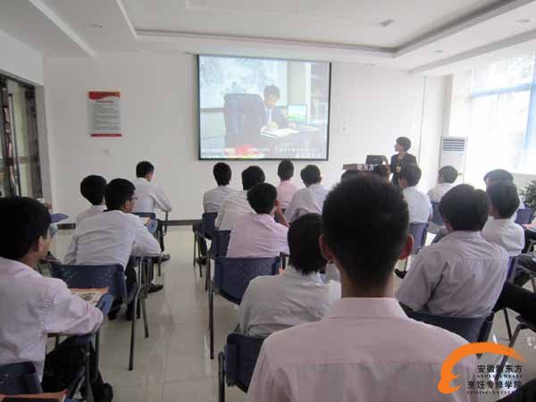 隆聚餐饮集团来安徽新东方开展专场招聘会