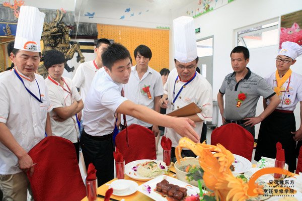 热烈祝贺大厨精英11-7班毕业典礼圆满成功