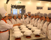 2013年西点行业最好就业，更多高中生选择时尚西点