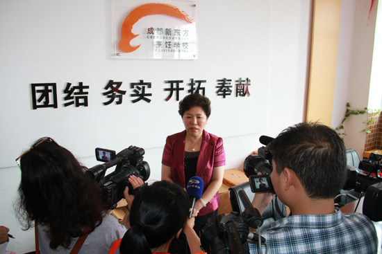 中国饭店协会会长韩明接受省市媒体采访