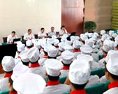 安徽新东方大厨精英13级新生开班典礼隆重举行