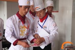 感恩教师节 他们孜孜不倦培育烹饪精英