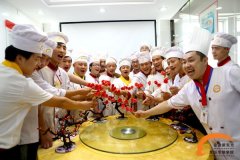 安徽新东方师生齐贺国庆 拿手作品纷纷送祝福