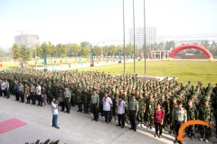 �����¶���2013���＾������ѵ��Ա���¡���ٿ�
