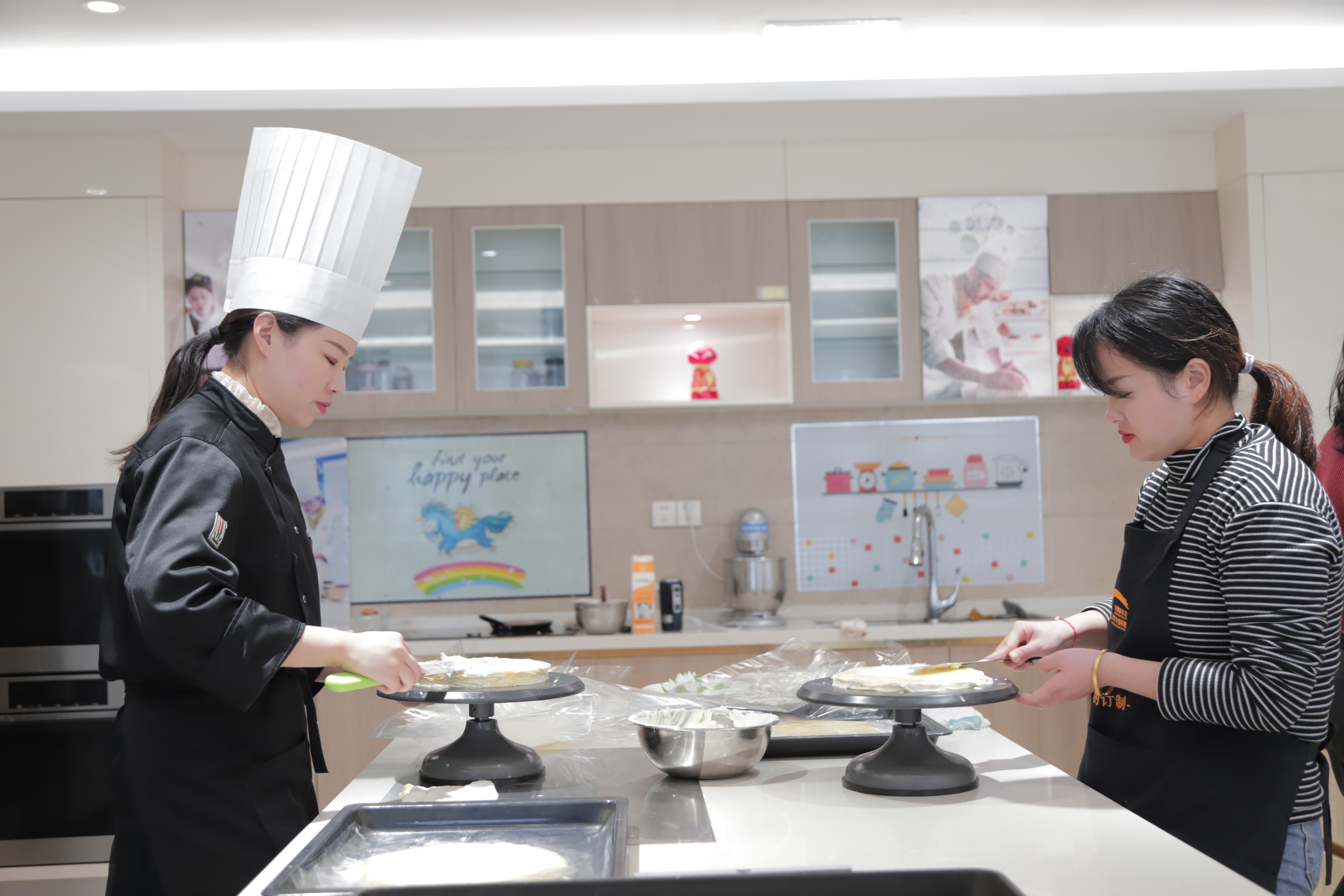 合肥学西点蛋糕哪个学校好 \