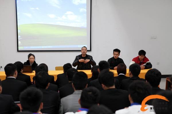 苏州新黄埭大酒店人事负责人做招聘宣讲